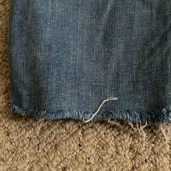 Express cropped flare high rise ultra hyper stretch jean.  Fits size 12,14,16 - Picture 6 of 8